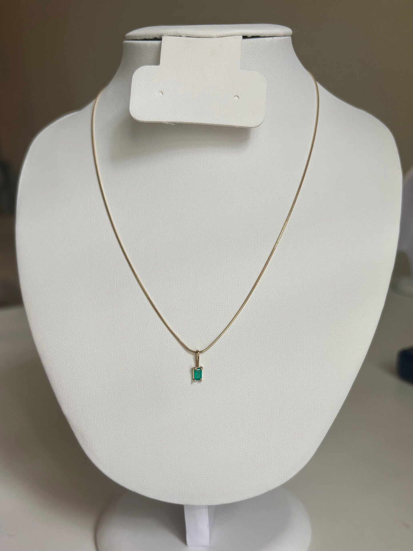 PETITE EMERALD SHAPE PENDANT