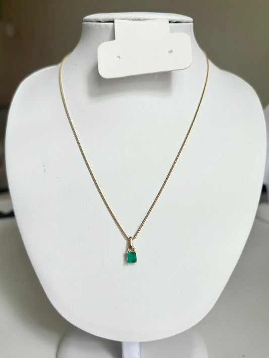 EMERALD RADIANT SHAPE PENDANT